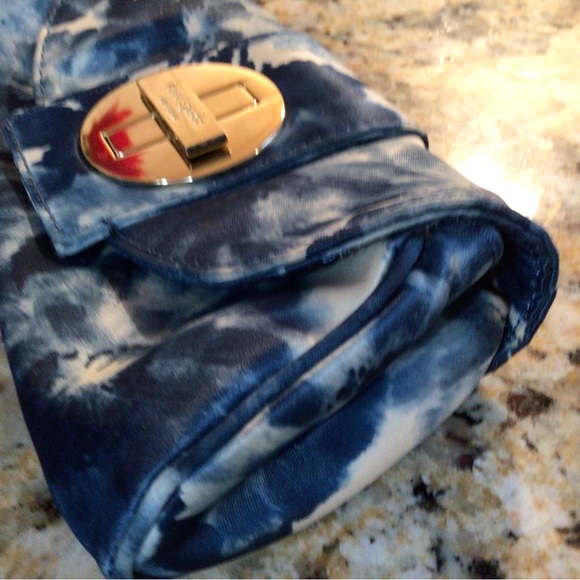 Gorgeous Kate Spade Beautiful watercolor clutch - Picture 4 of 7